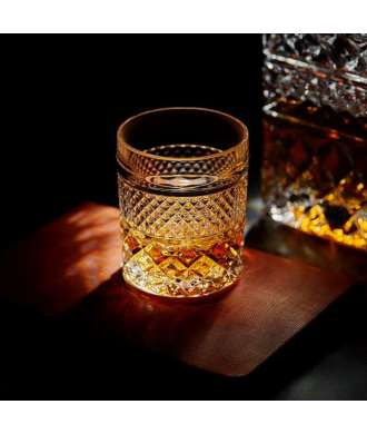 Whisky Gift Set with Decanter, Glasses & Stones