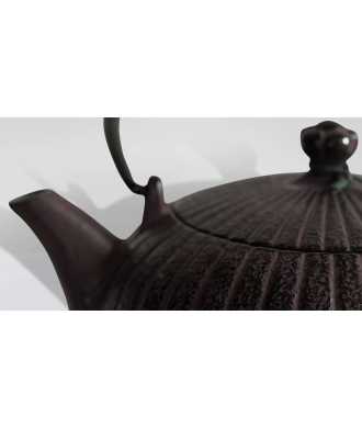 Oitomi Violet Cast Iron Teapot 3 —  Decoration Luxury | Maison Imperiale