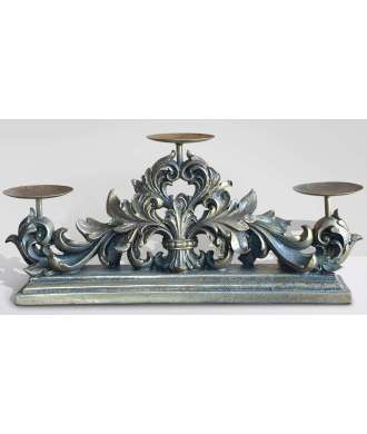 Baroque triple candelabrum Antique gold